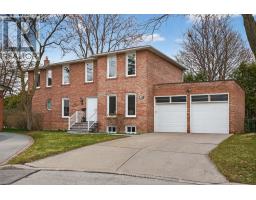 18 TIGERLILY COURT, Toronto, Ontario