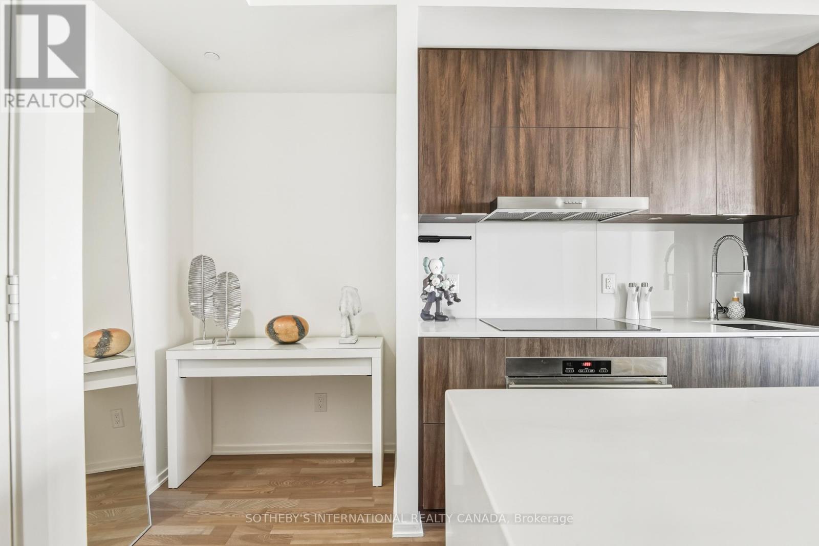 2712 - 1 Bloor Street E, Toronto, Ontario  M4W 0A8 - Photo 12 - C12964348