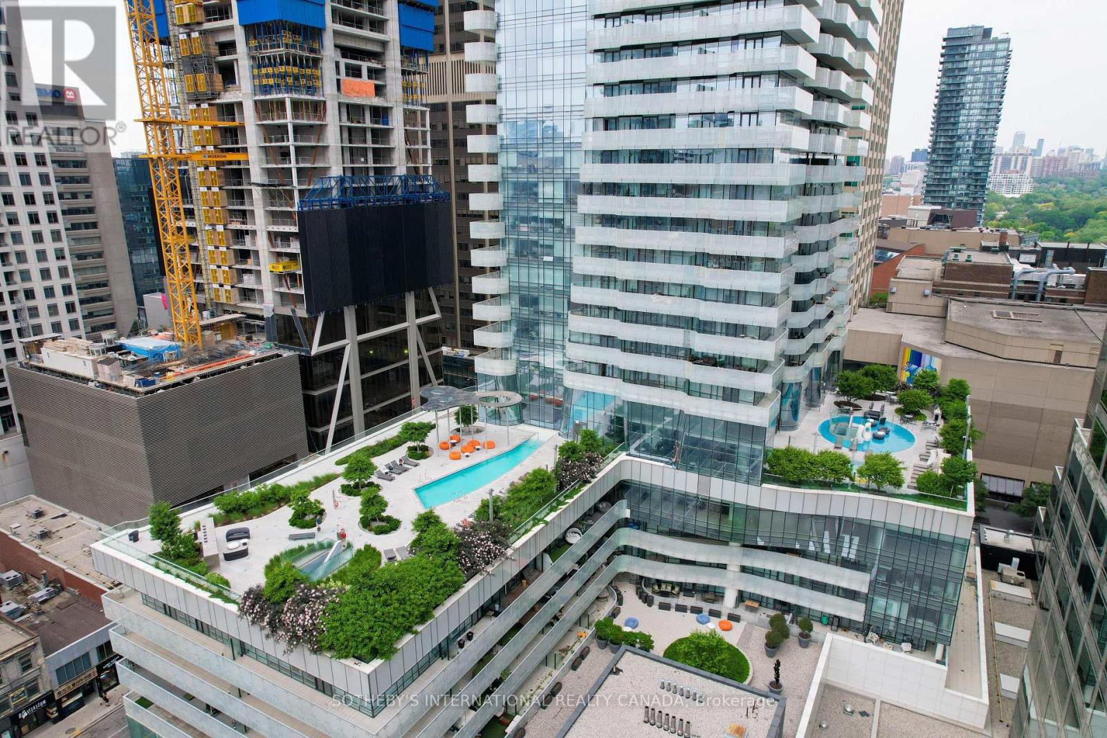 2712 - 1 Bloor Street E, Toronto, Ontario  M4W 0A8 - Photo 20 - C12964348