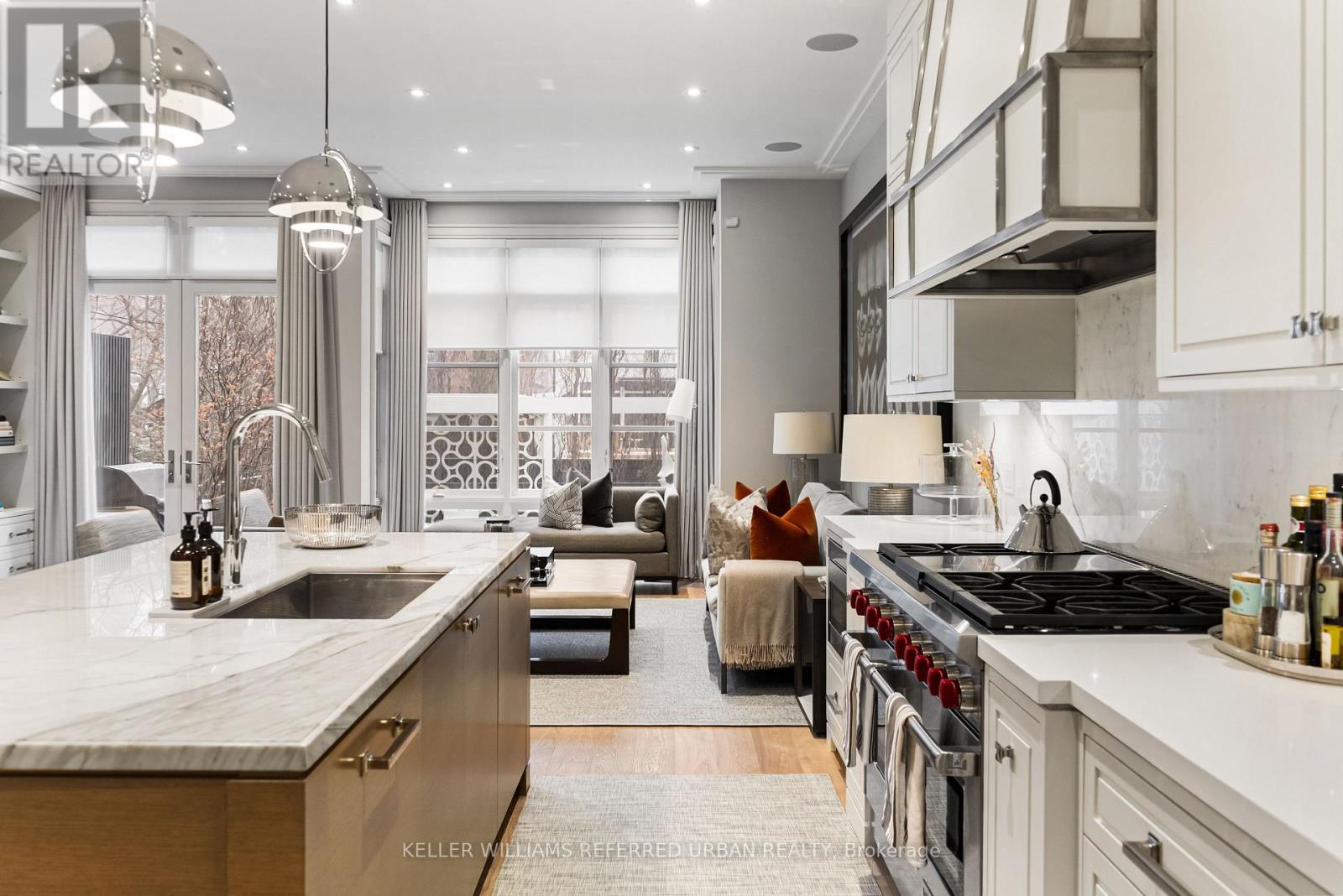 130 B Farnham Avenue, Toronto, Ontario  M4V 1H4 - Photo 17 - C12964354