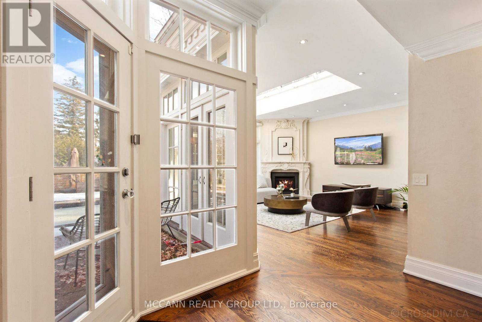 27 Strathgowan Crescent, Toronto, Ontario  M4N 2Z6 - Photo 17 - C12964454