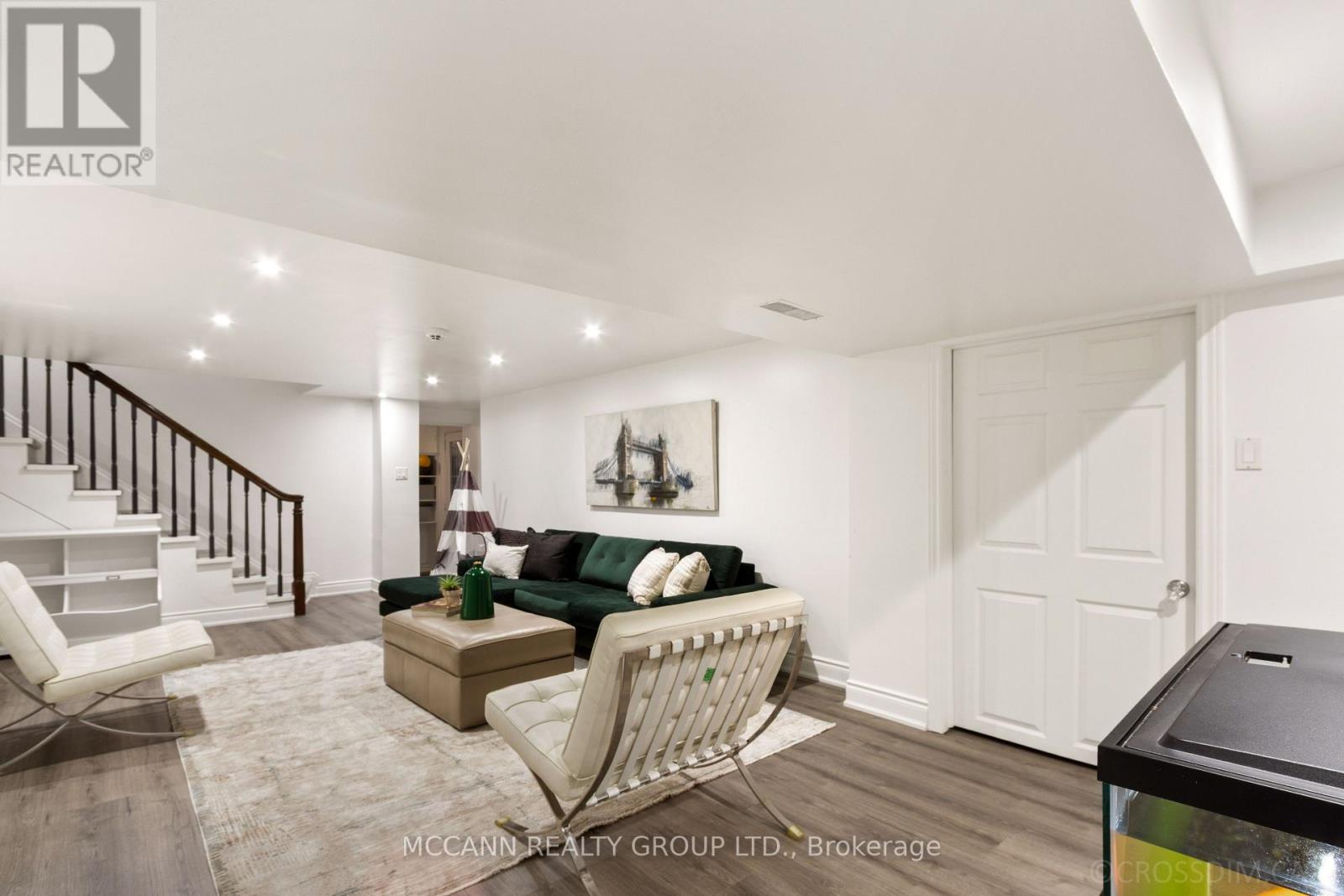 27 Strathgowan Crescent, Toronto, Ontario  M4N 2Z6 - Photo 39 - C12964454