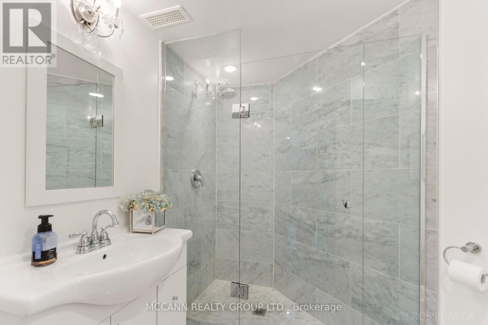 27 Strathgowan Crescent, Toronto, Ontario  M4N 2Z6 - Photo 41 - C12964454