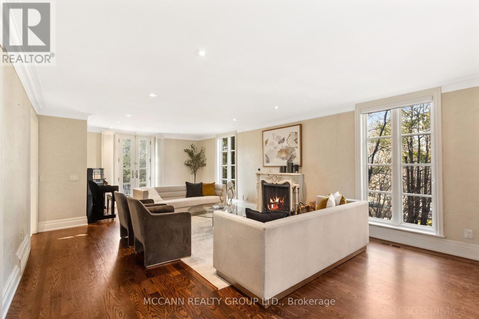 27 Strathgowan Crescent, Toronto, Ontario  M4N 2Z6 - Photo 8 - C12964454