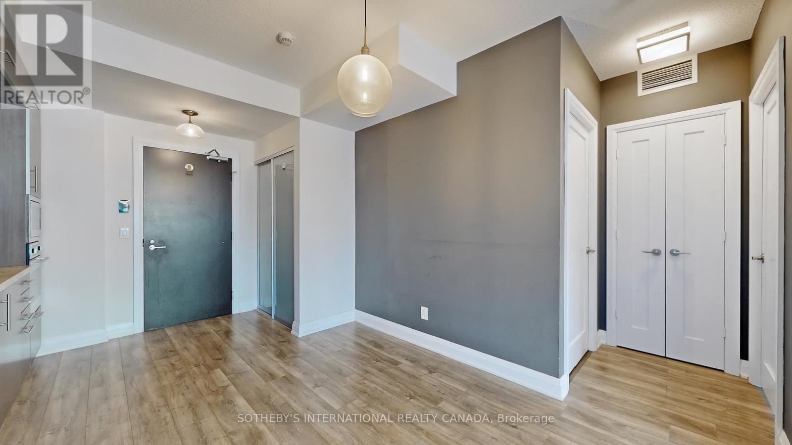 411 - 2 Anndale Drive, Toronto, Ontario  M2N 0G5 - Photo 6 - C12964504