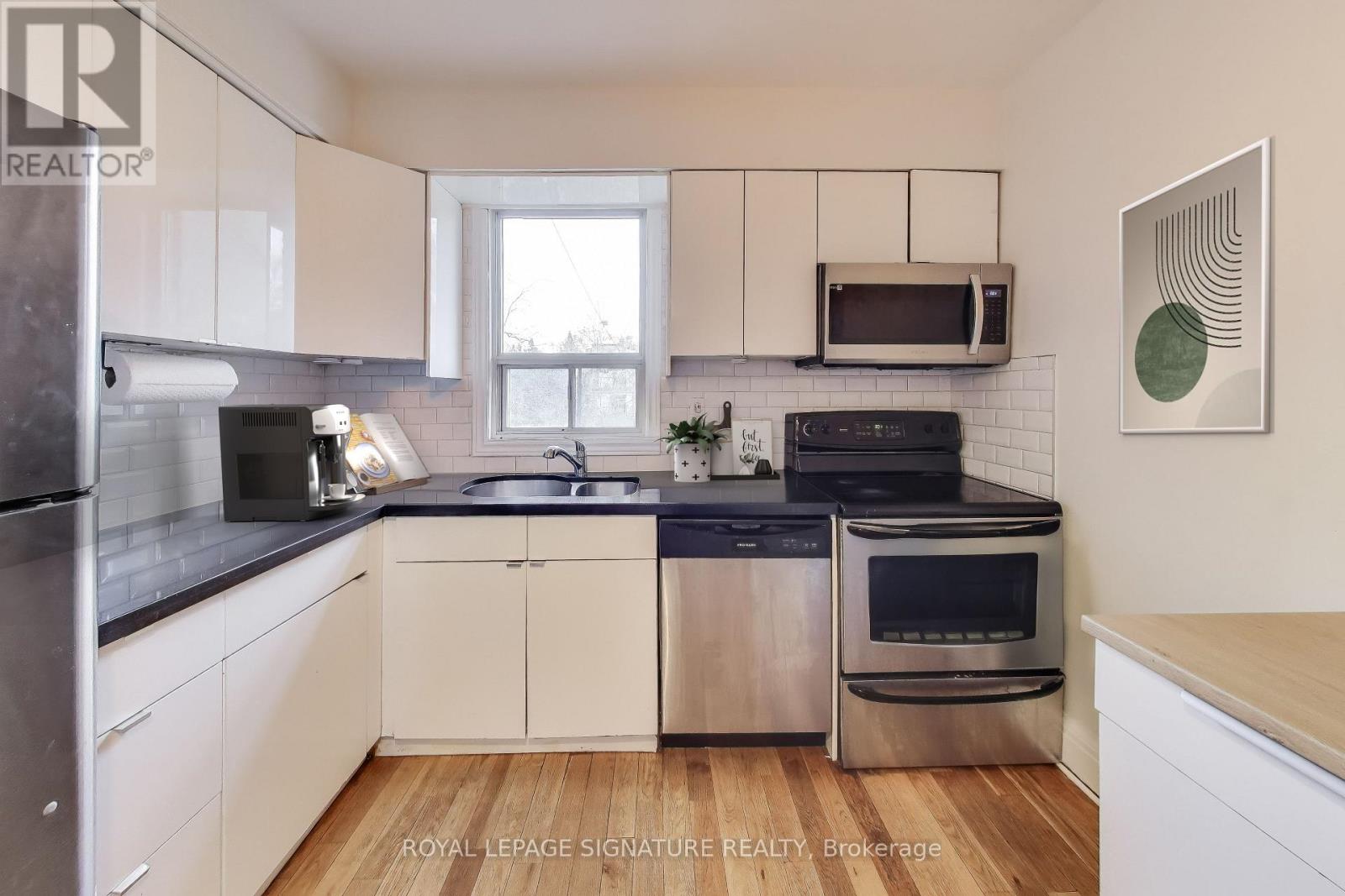 9 Havelock Street, Toronto, Ontario  M6H 3B3 - Photo 14 - C12964516