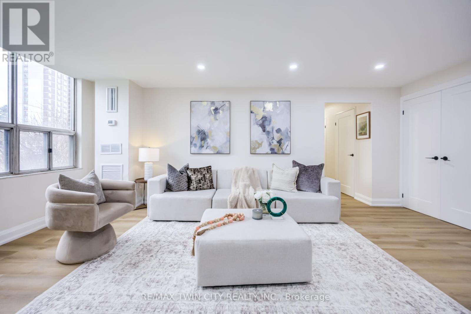 #304 - 20 Edgecliff Golfway, Toronto, Ontario  M3C 3A4 - Photo 19 - C12964600