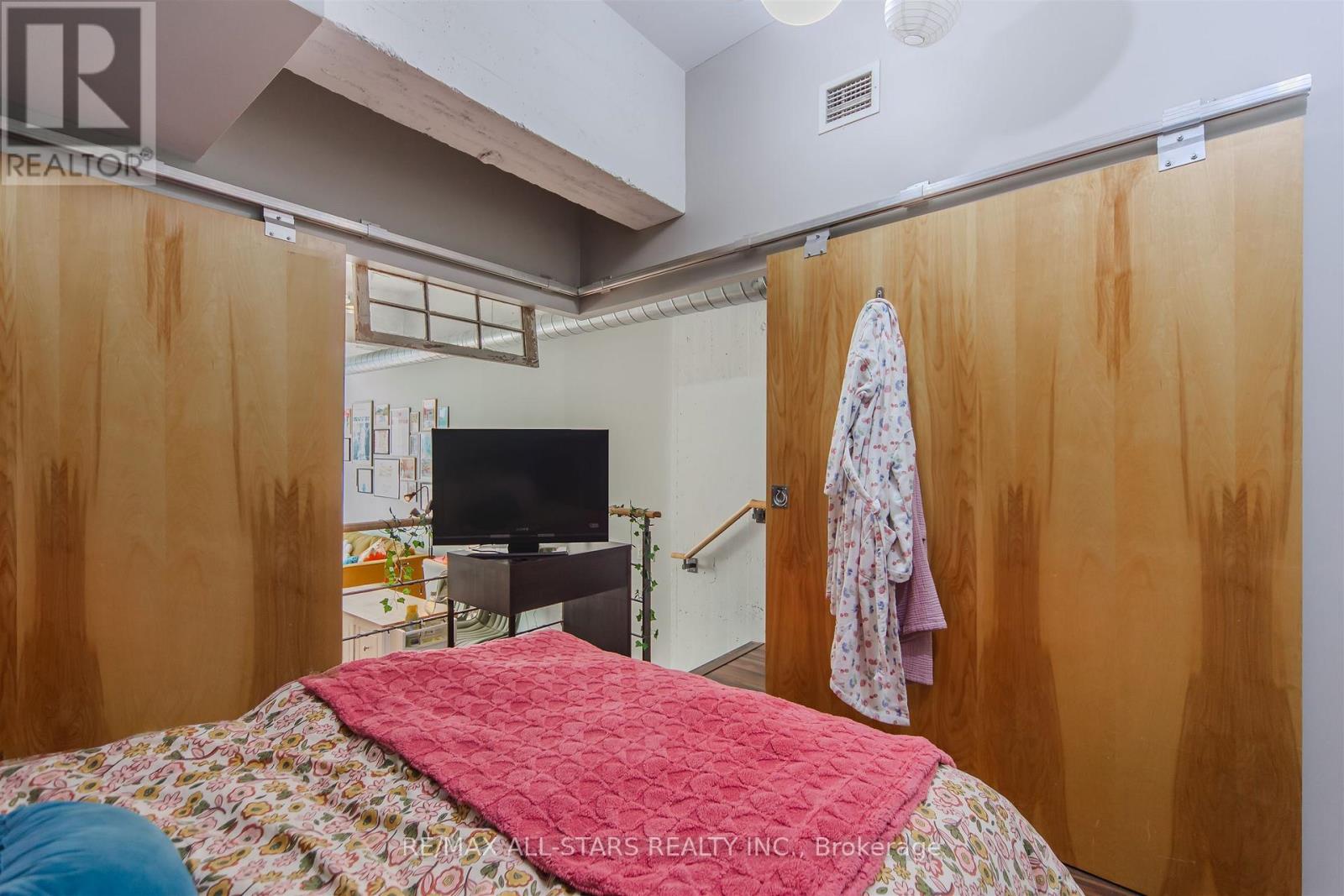 827 - 155 Dalhousie Street, Toronto, Ontario  M5B 2P7 - Photo 17 - C12964616
