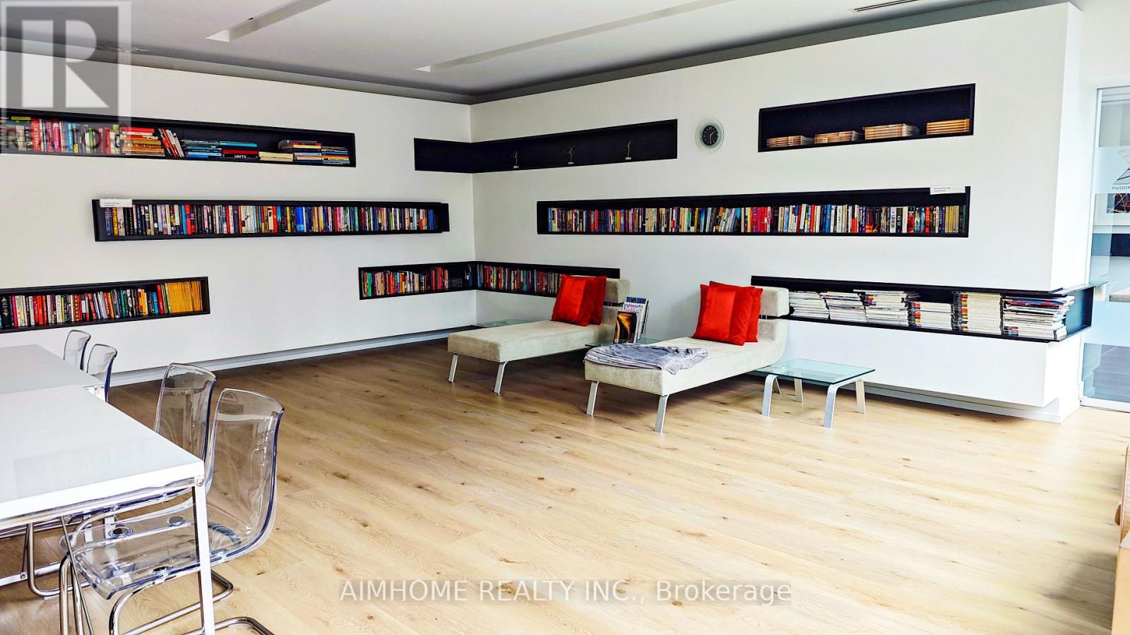 1510 - 110 Charles Street E, Toronto, Ontario  M4Y 1T5 - Photo 25 - C12964686