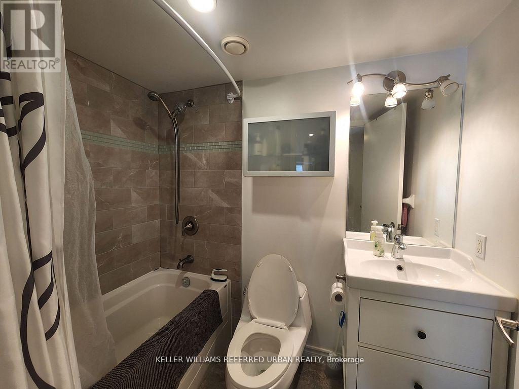 2213 - 210 Victoria Street, Toronto, Ontario  M5B 2R3 - Photo 12 - C12964732