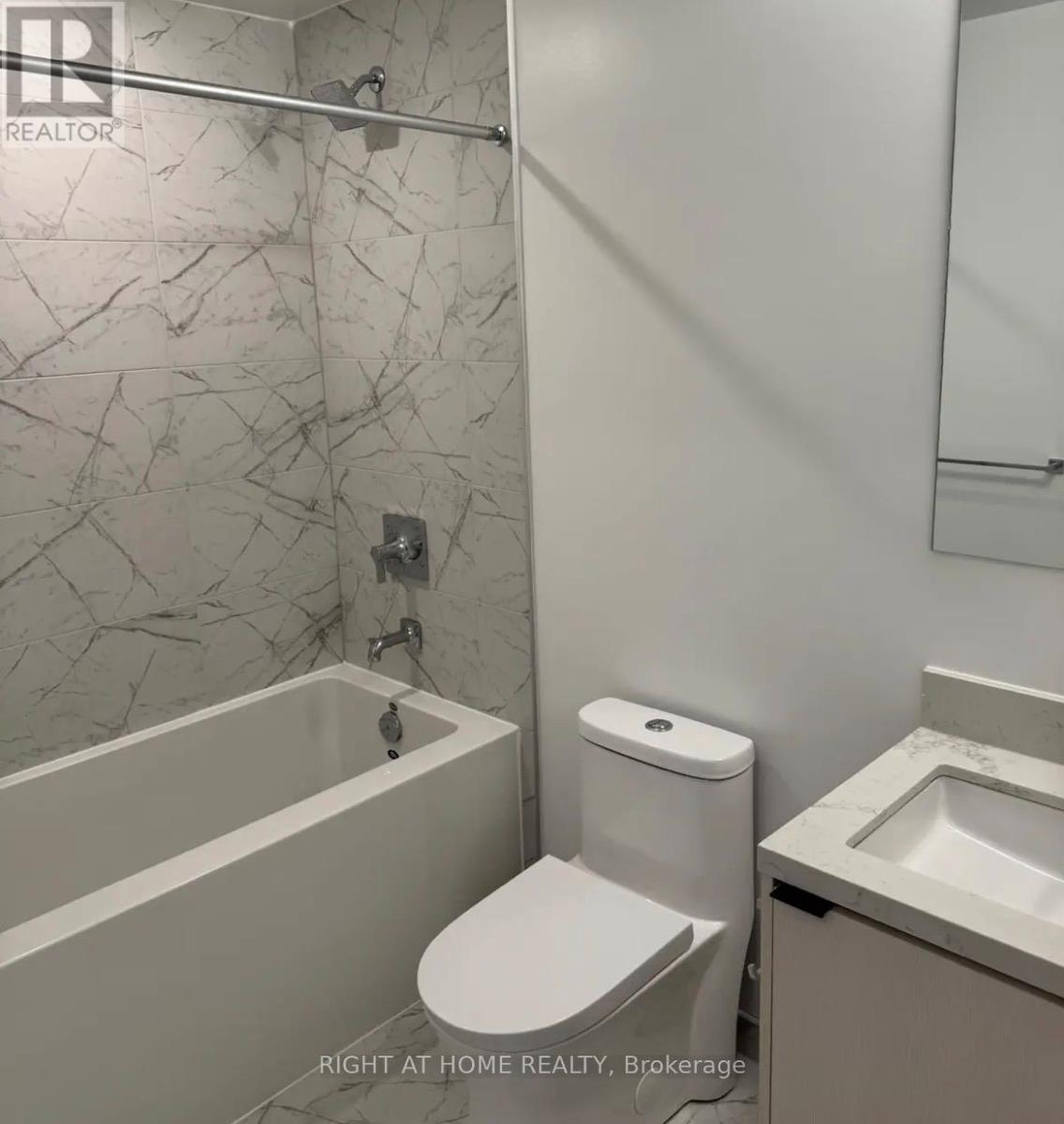 3009 - 252 Church Street, Toronto (Church-Yonge Corridor), Ontario  M5B 0E6 - Photo 6 - C12964742