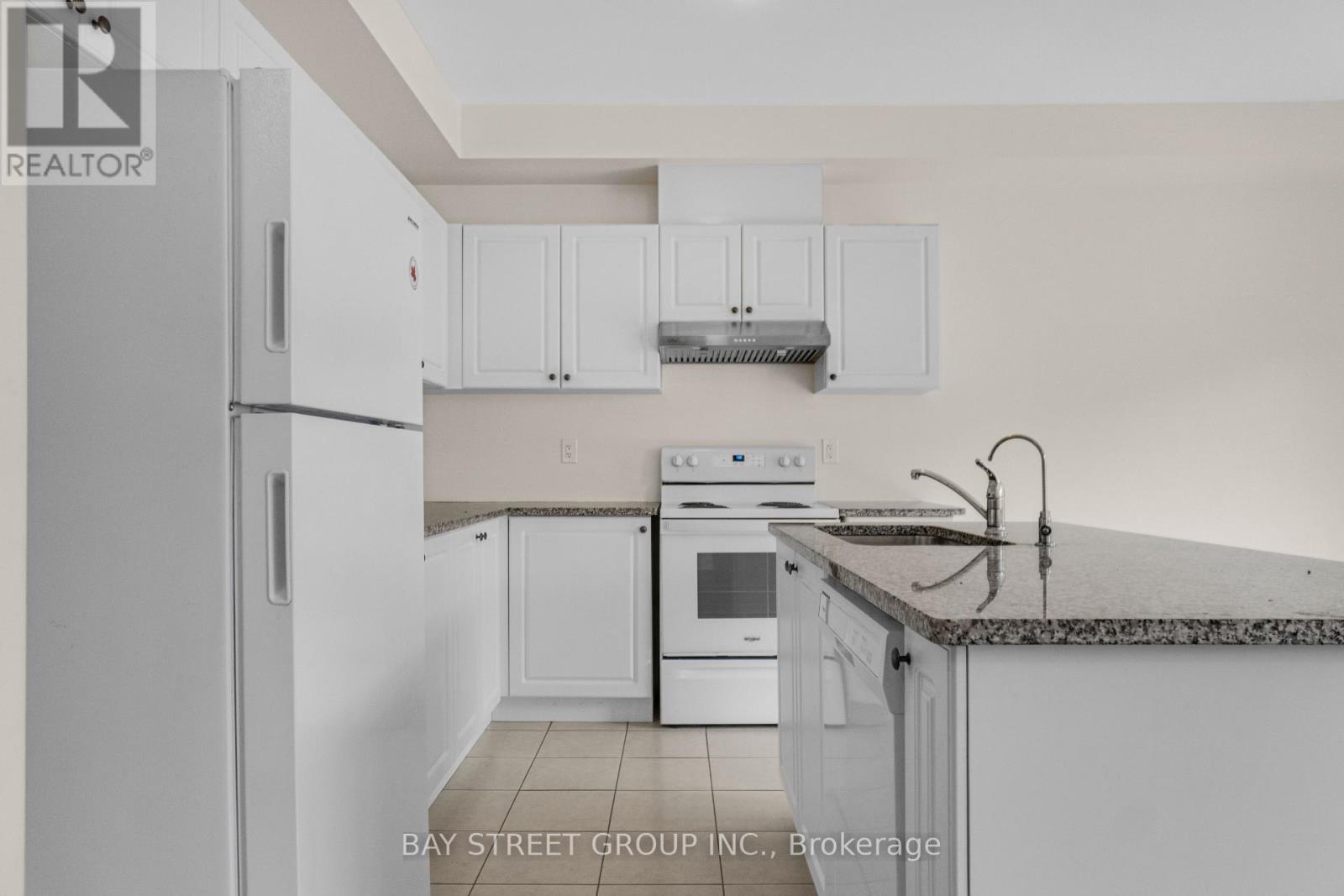 86 Ness Drive, Richmond Hill, Ontario  L4S 0K5 - Photo 12 - N12959950