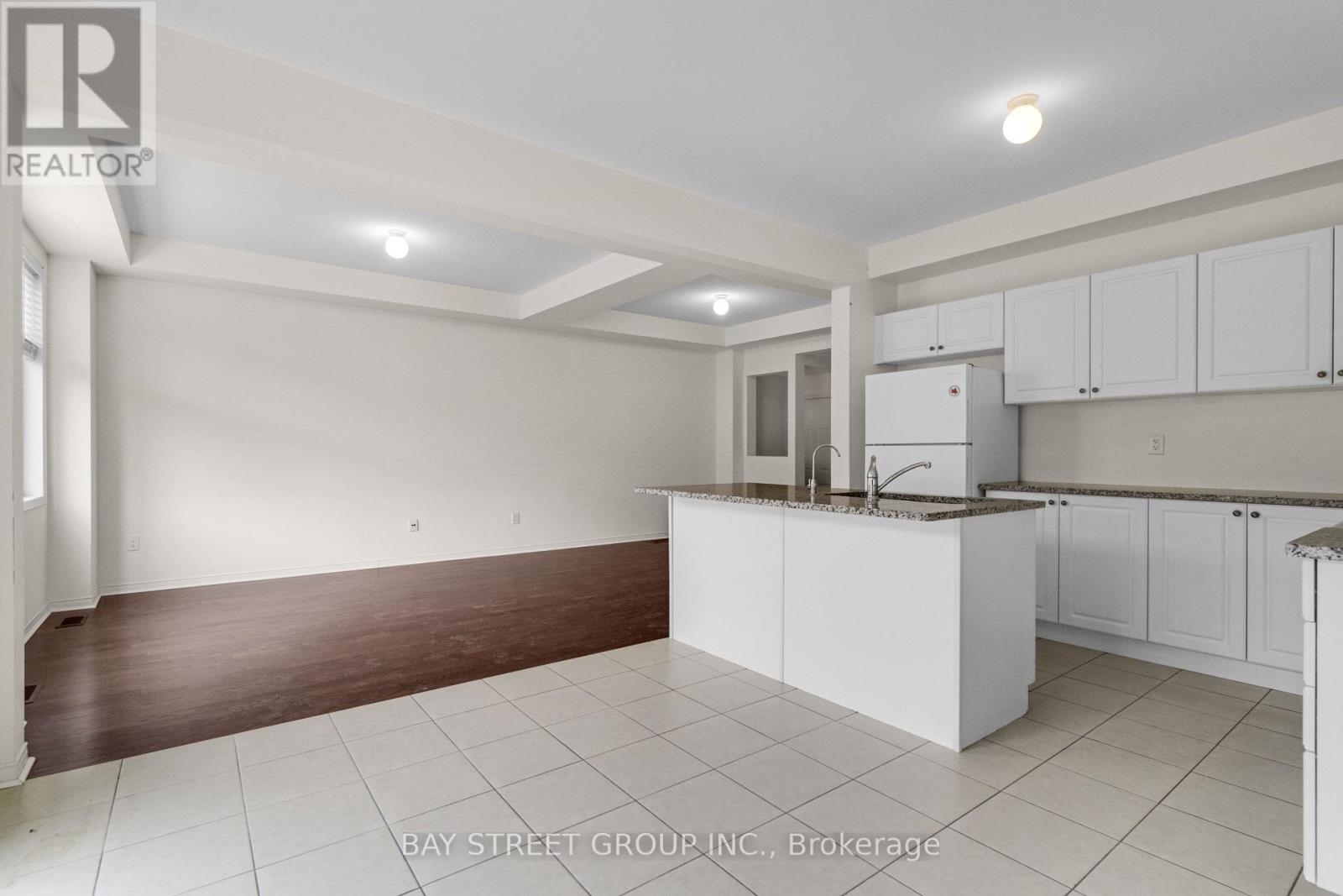 86 Ness Drive, Richmond Hill, Ontario  L4S 0K5 - Photo 13 - N12959950