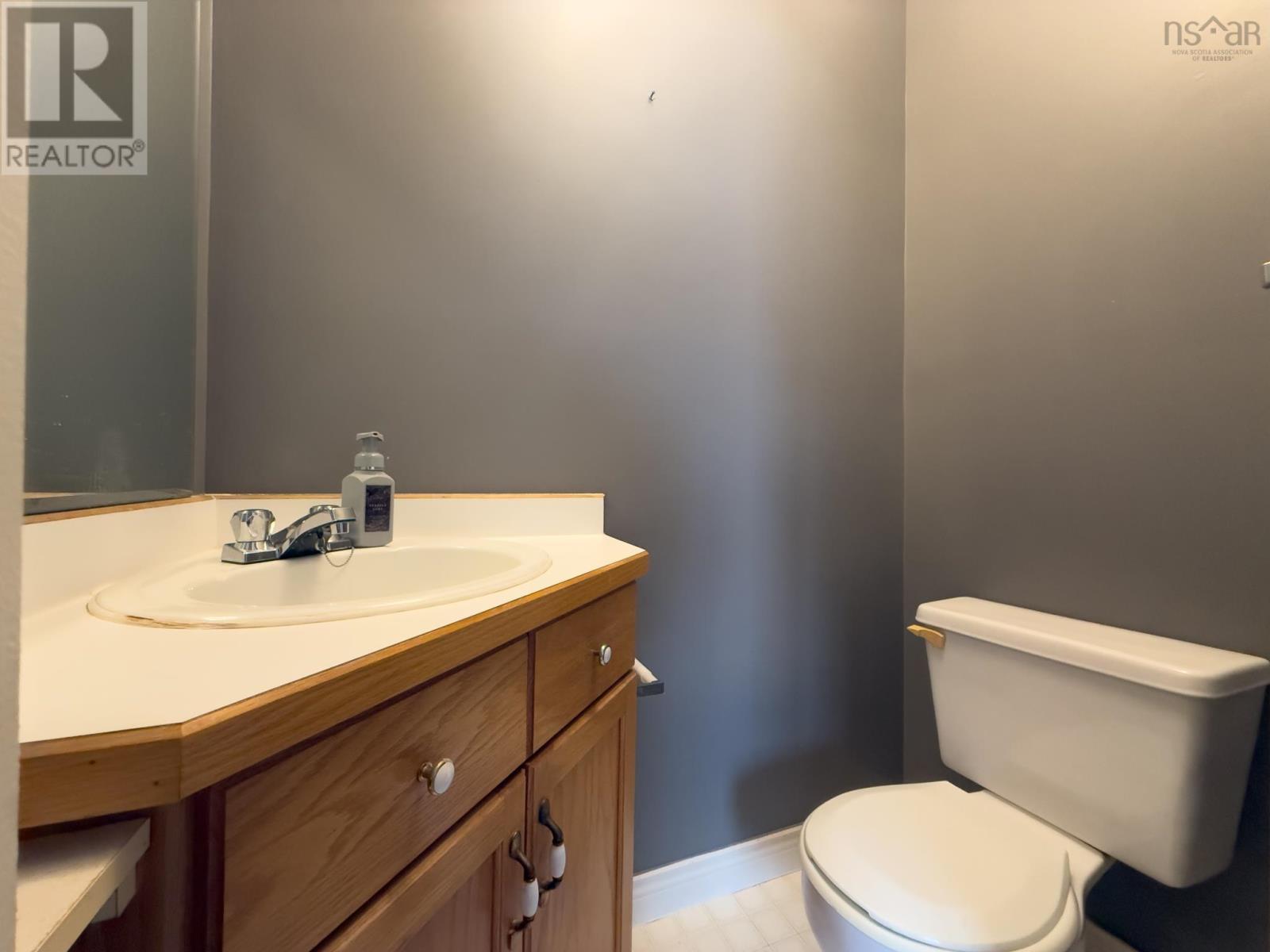 6 Placid Court, Yarmouth, Nova Scotia  B5A 4N5 - Photo 23 - 202601537