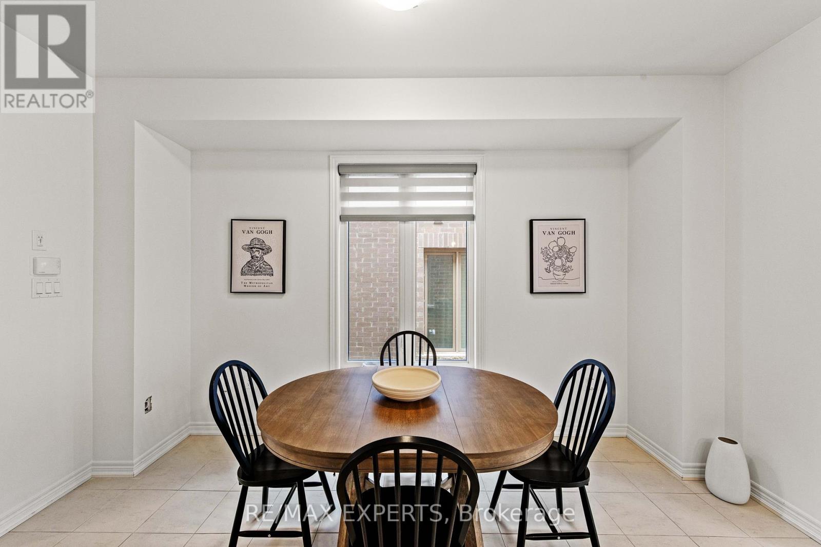 42 Frederick Taylor Way, East Gwillimbury, Ontario  L0G 1M0 - Photo 10 - N12962178