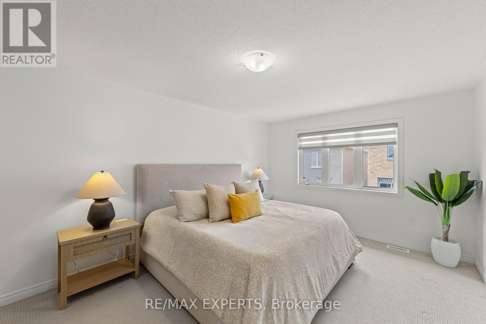 42 Frederick Taylor Way, East Gwillimbury, Ontario  L0G 1M0 - Photo 23 - N12962178