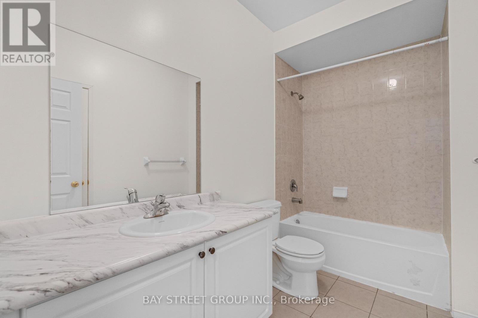 86 Ness Drive, Richmond Hill, Ontario  L4S 0K5 - Photo 24 - N12959950