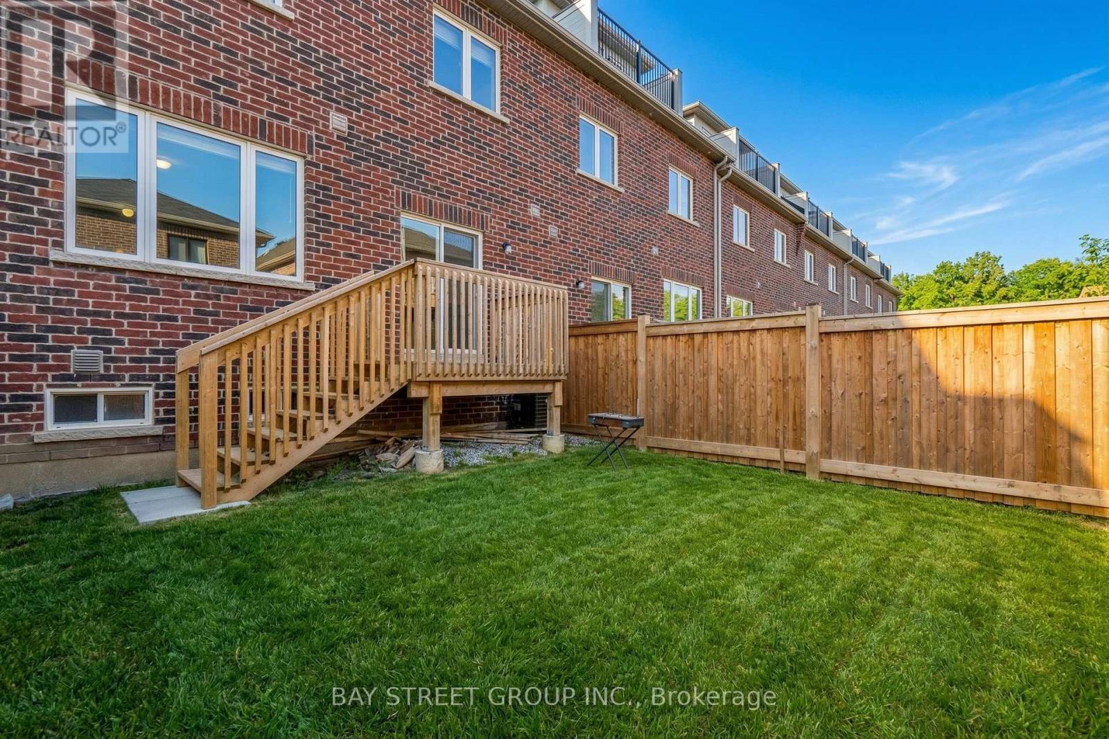 86 Ness Drive, Richmond Hill, Ontario  L4S 0K5 - Photo 37 - N12959950