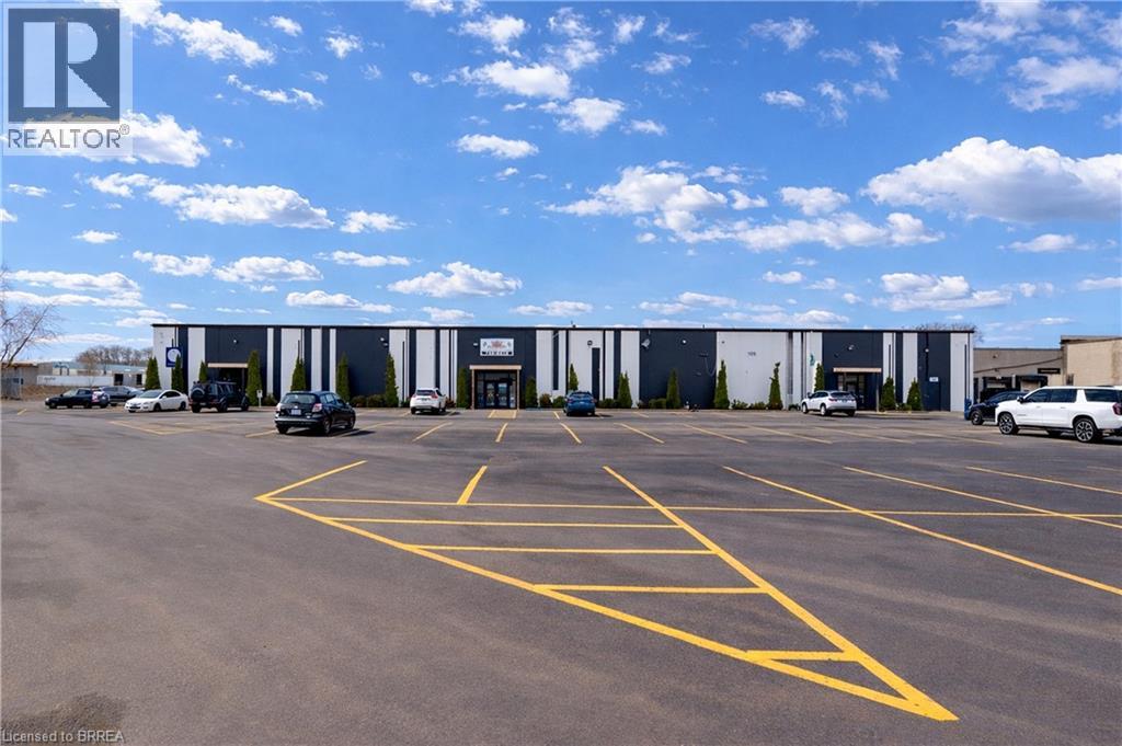 125 Sherwood Drive Unit# 37, Brantford, Ontario  N3T 6J9 - Photo 3 - 40815526