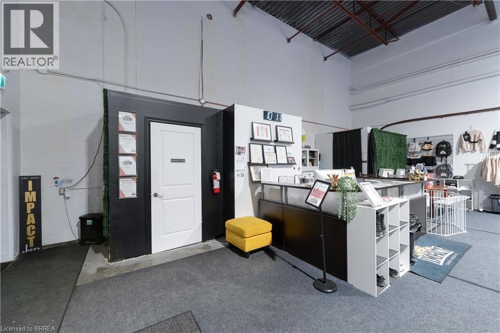 125 Sherwood Drive Unit# 37, Brantford, Ontario  N3T 6J9 - Photo 4 - 40815526