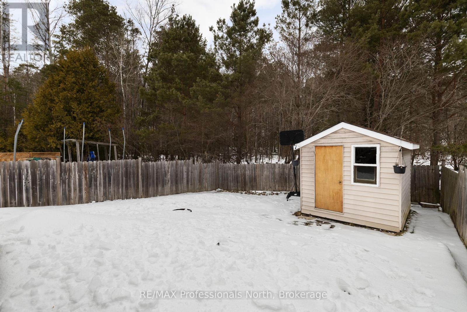 30 Sabrina Park Drive, Huntsville, Ontario  P1H 1L8 - Photo 27 - X12929830