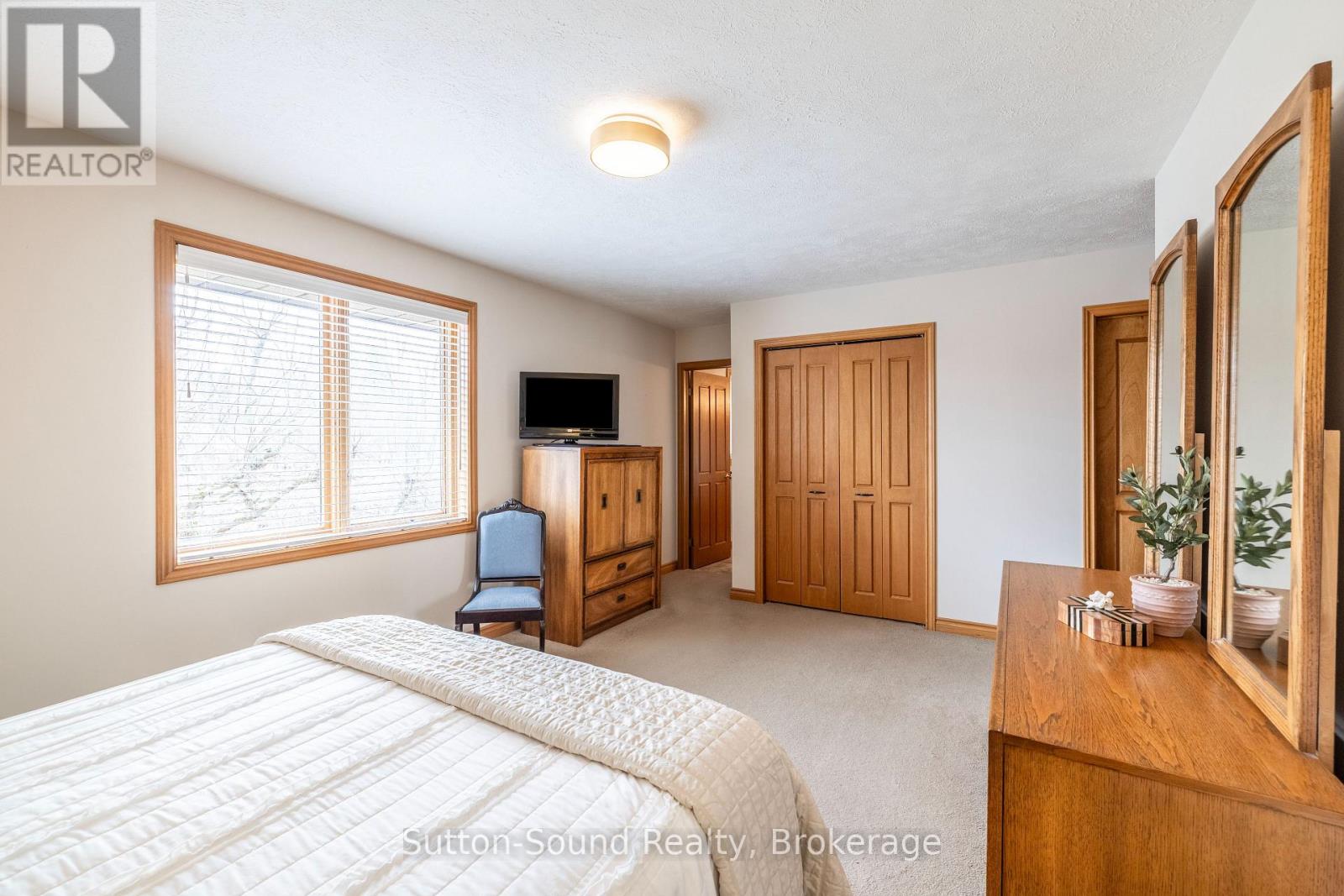 735 15th A Street W, Owen Sound, Ontario  N4K 6V7 - Photo 17 - X12955256