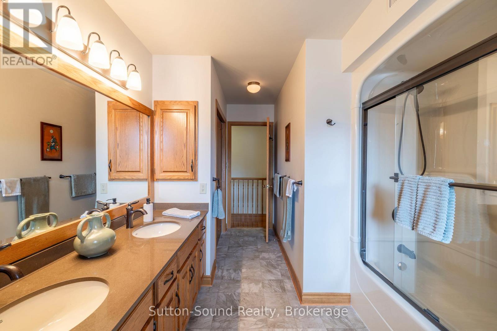 735 15th A Street W, Owen Sound, Ontario  N4K 6V7 - Photo 24 - X12955256