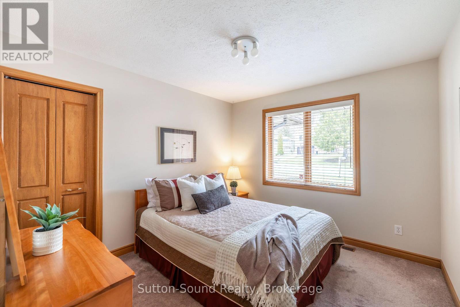 735 15th A Street W, Owen Sound, Ontario  N4K 6V7 - Photo 21 - X12955256