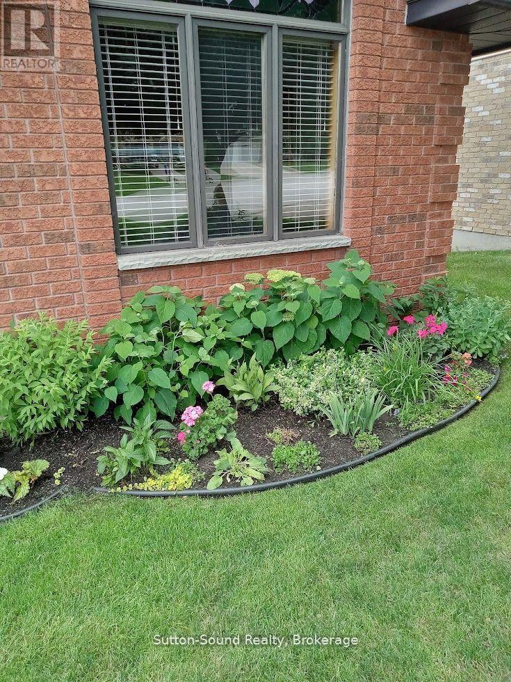 735 15th A Street W, Owen Sound, Ontario  N4K 6V7 - Photo 47 - X12955256