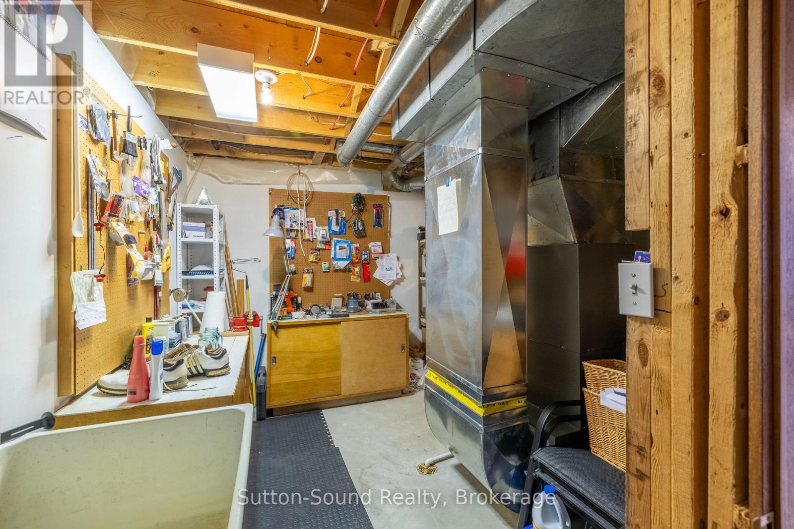 735 15th A Street W, Owen Sound, Ontario  N4K 6V7 - Photo 36 - X12955256