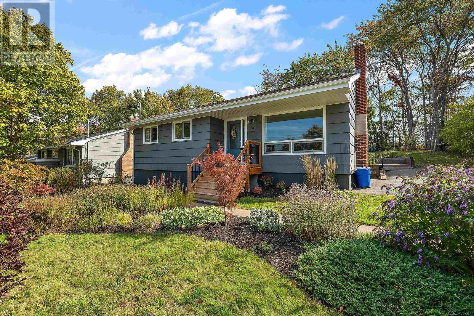 24 Canary Crescent, Halifax, Nova Scotia  B3M 1R1 - Photo 1 - 202606454