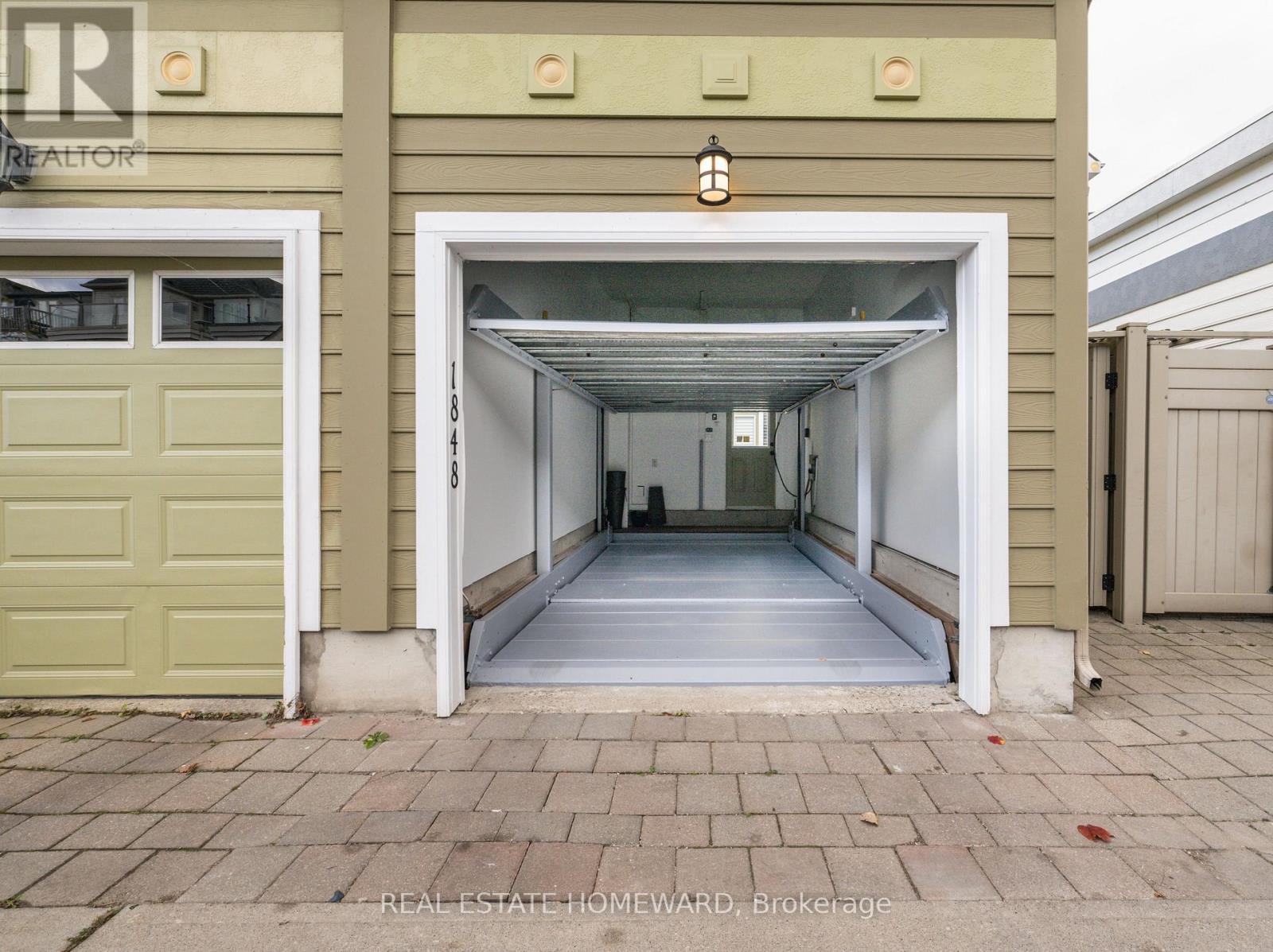 1848 Lake Shore Boulevard E, Toronto, Ontario  M4L 6S8 - Photo 48 - E12964412