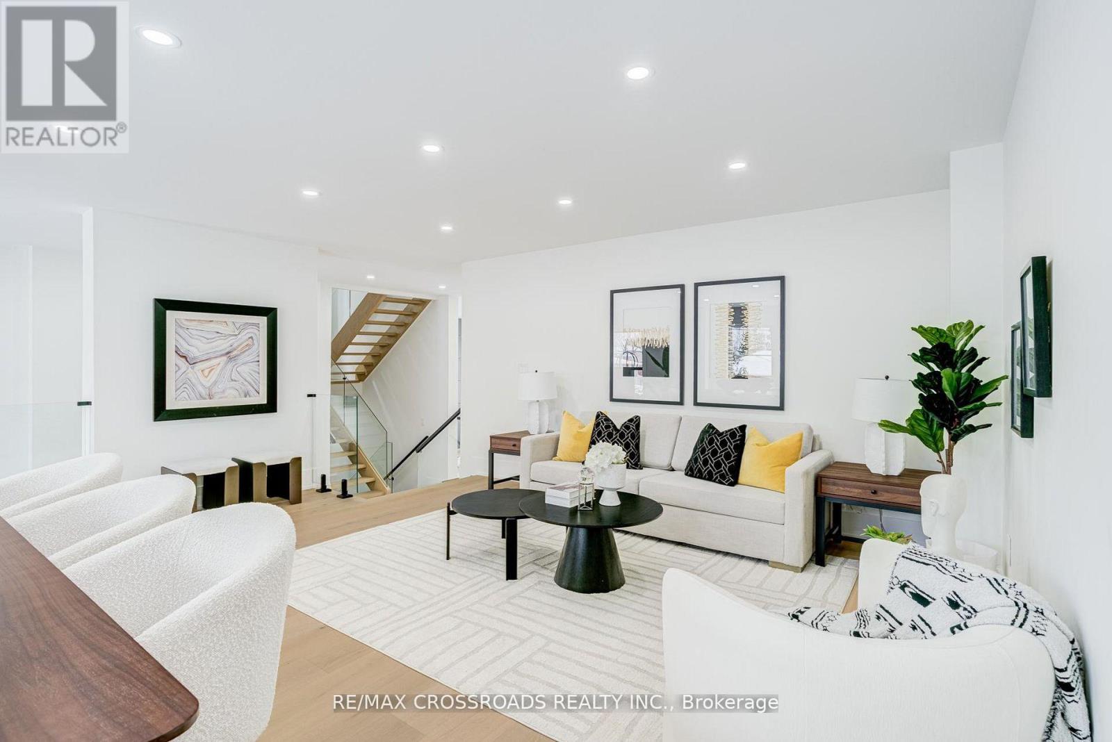 642 Annland Street, Pickering, Ontario  L1W 1B1 - Photo 13 - E12964416