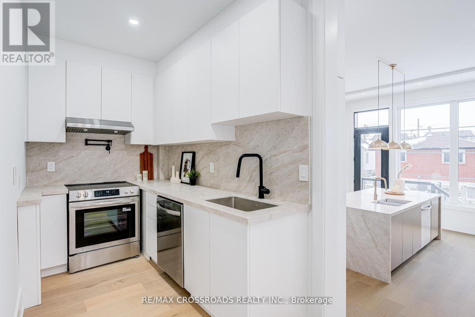 642 Annland Street, Pickering, Ontario  L1W 1B1 - Photo 20 - E12964416