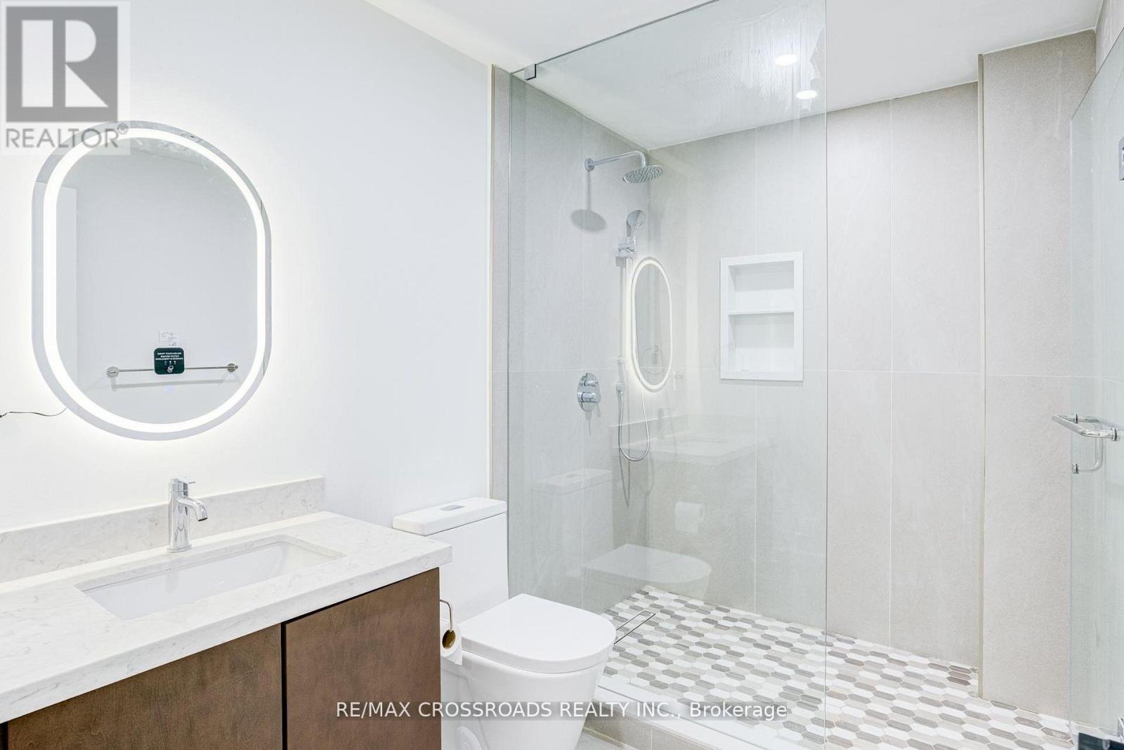 642 Annland Street, Pickering, Ontario  L1W 1B1 - Photo 44 - E12964416