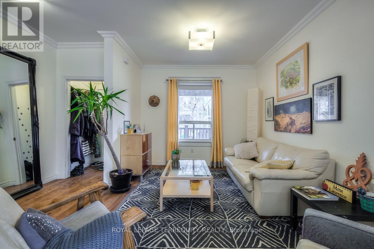 53 Muriel Avenue, Toronto, Ontario  M4J 2X8 - Photo 16 - E12964430