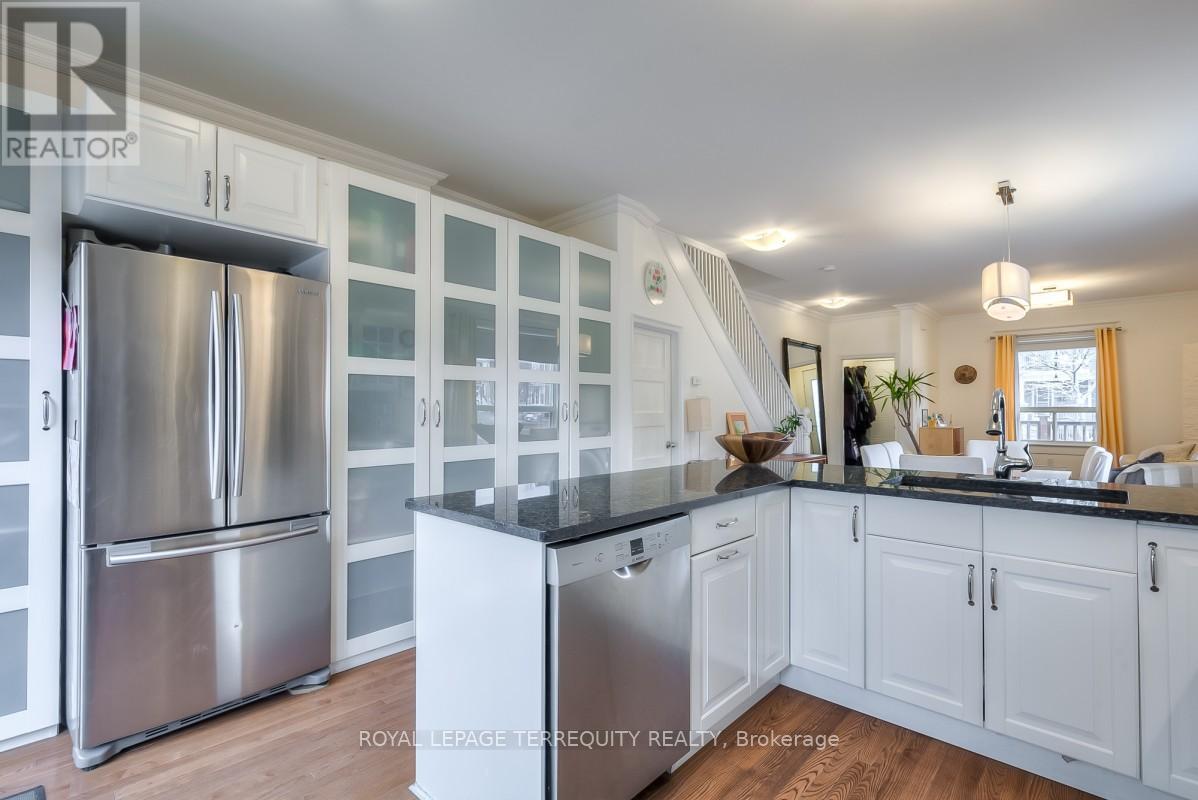 53 Muriel Avenue, Toronto, Ontario  M4J 2X8 - Photo 22 - E12964430