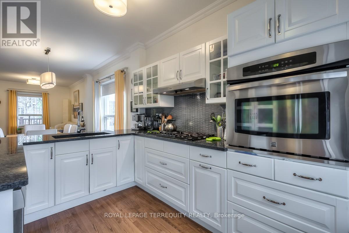 53 Muriel Avenue, Toronto, Ontario  M4J 2X8 - Photo 24 - E12964430