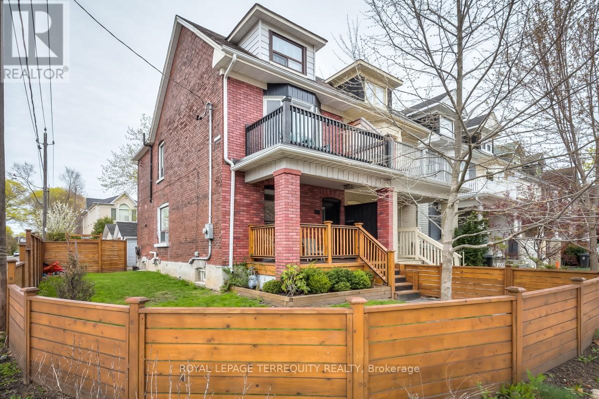53 Muriel Avenue, Toronto, Ontario  M4J 2X8 - Photo 3 - E12964430