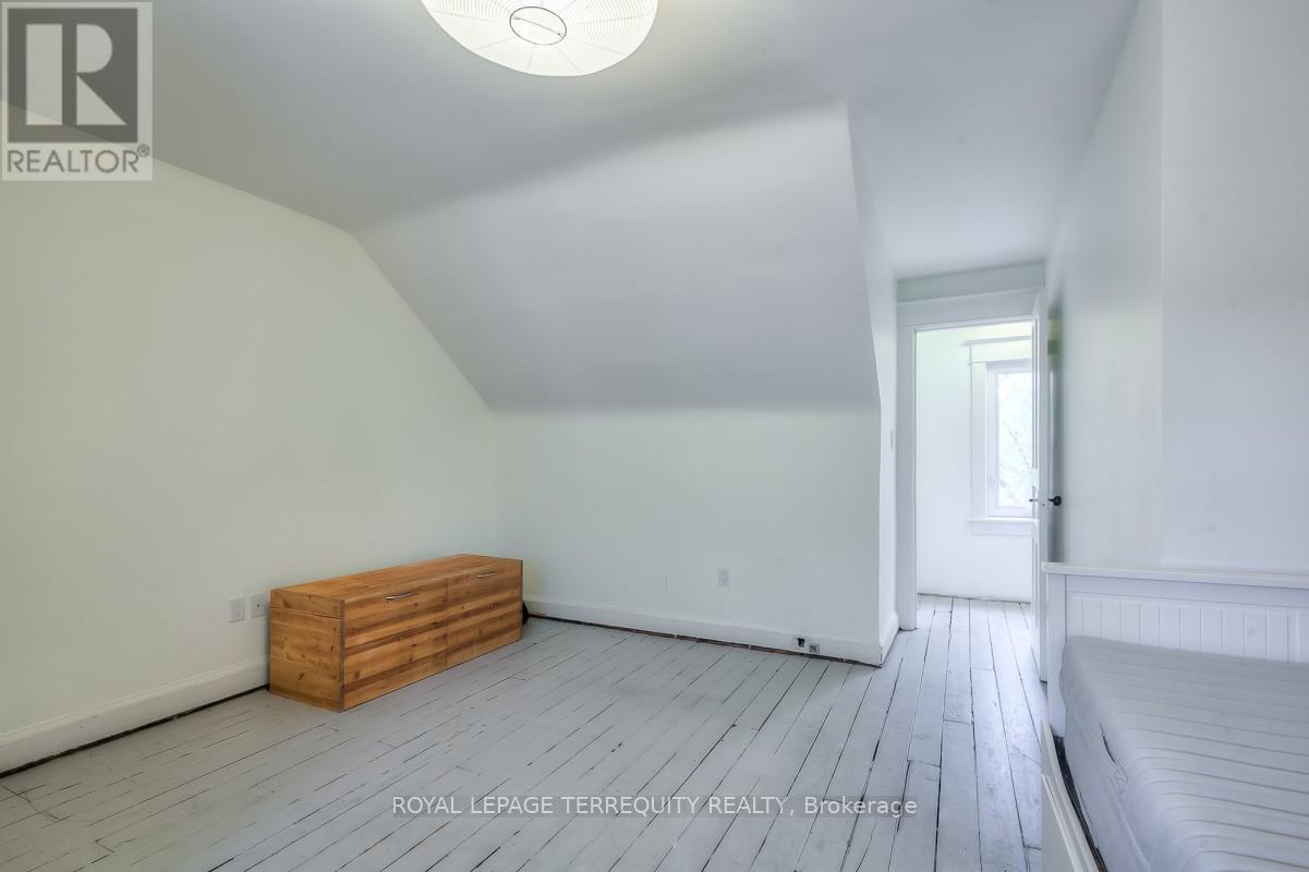 53 Muriel Avenue, Toronto, Ontario  M4J 2X8 - Photo 40 - E12964430