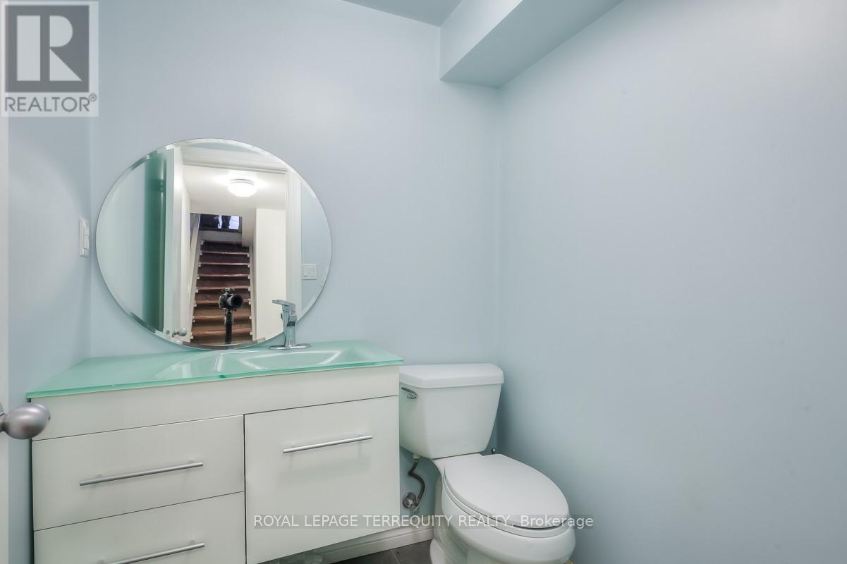 53 Muriel Avenue, Toronto, Ontario  M4J 2X8 - Photo 42 - E12964430