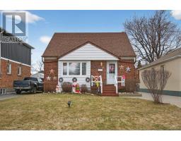 36 AINSDALE ROAD, Toronto, Ontario