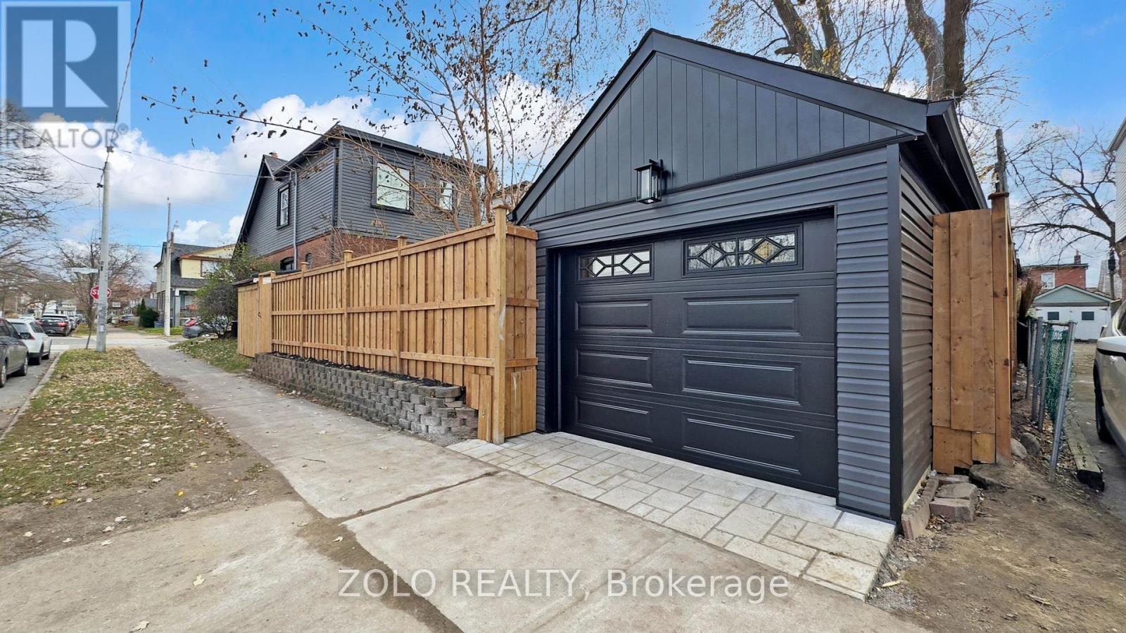 98 Woodmount Avenue, Toronto, Ontario  M4C 3Y2 - Photo 45 - E12964664