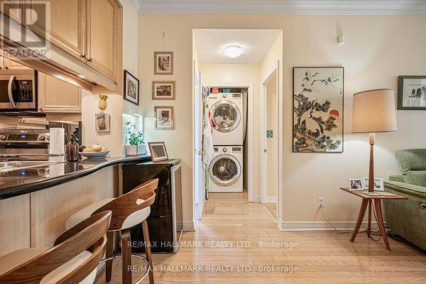 222 - 35 Boardwalk Drive, Toronto, Ontario  M4L 3Y8 - Photo 14 - E12964744
