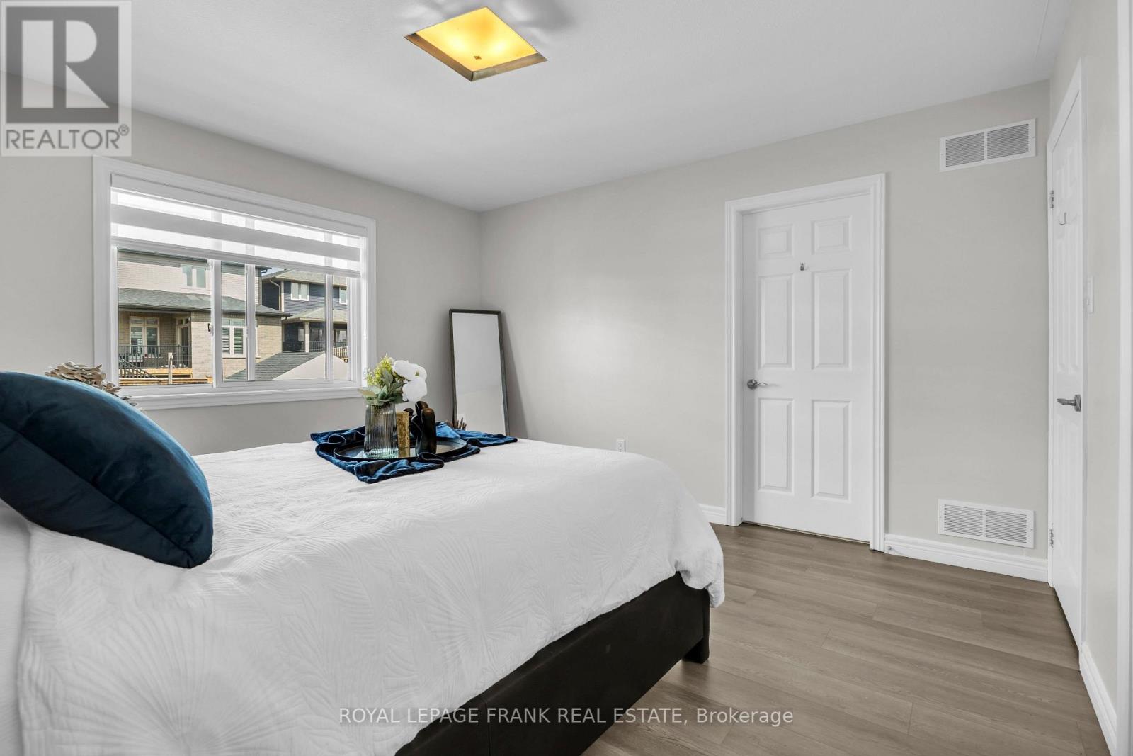 375 St Lawrence Drive, Welland, Ontario L3C 7H7 - Photo 13 - X12963270