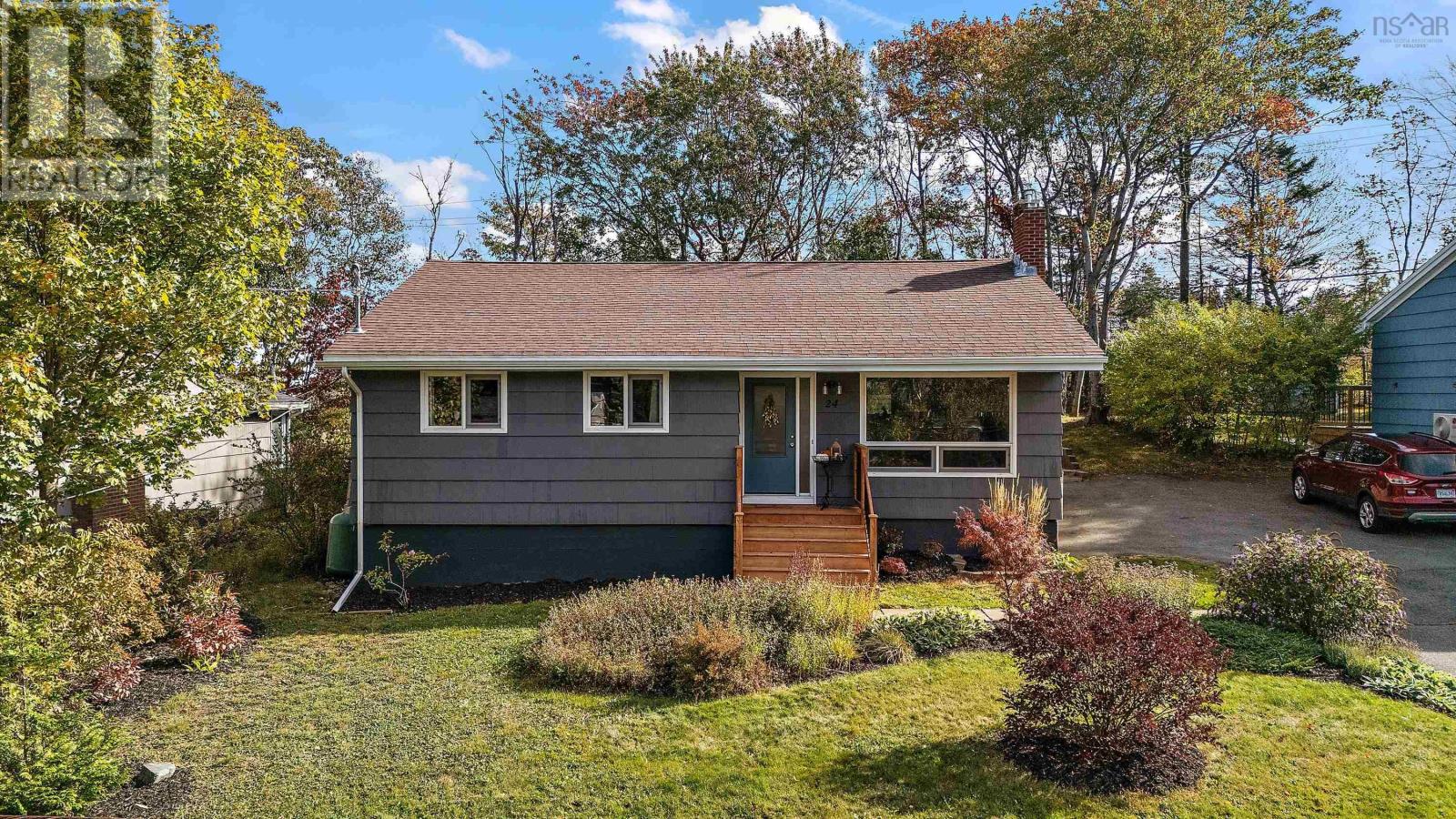24 Canary Crescent, Halifax, Nova Scotia  B3M 1R1 - Photo 2 - 202606454