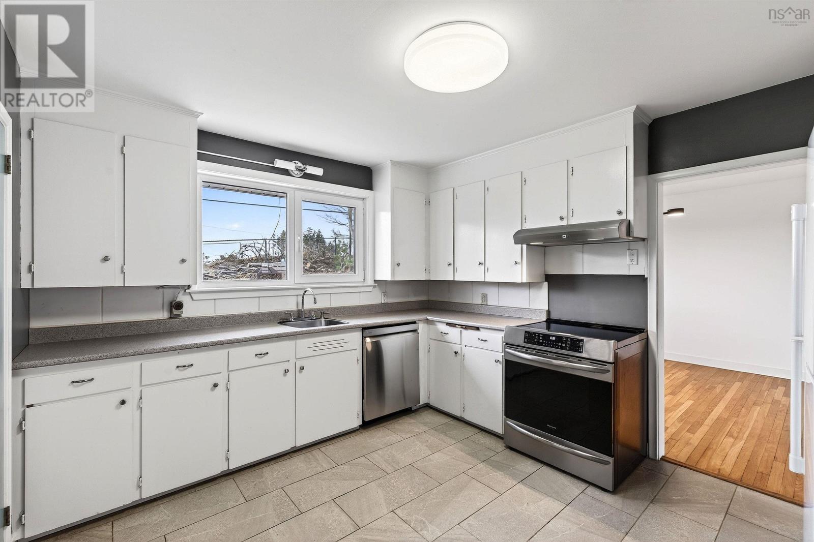 24 Canary Crescent, Halifax, Nova Scotia  B3M 1R1 - Photo 12 - 202606454