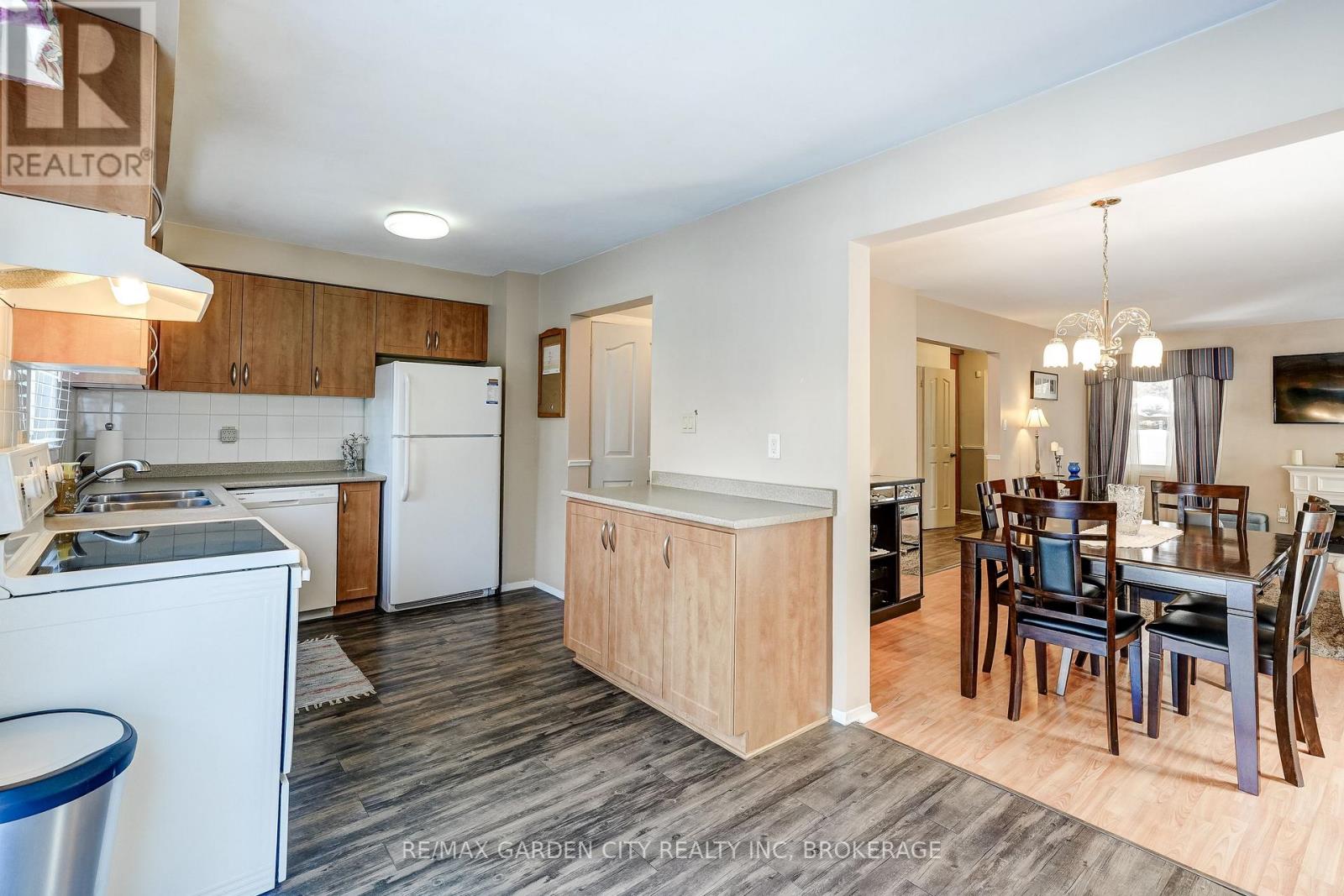 3169 Bartholomew Crescent, Mississauga, Ontario  L5N 3K9 - Photo 15 - W12776514