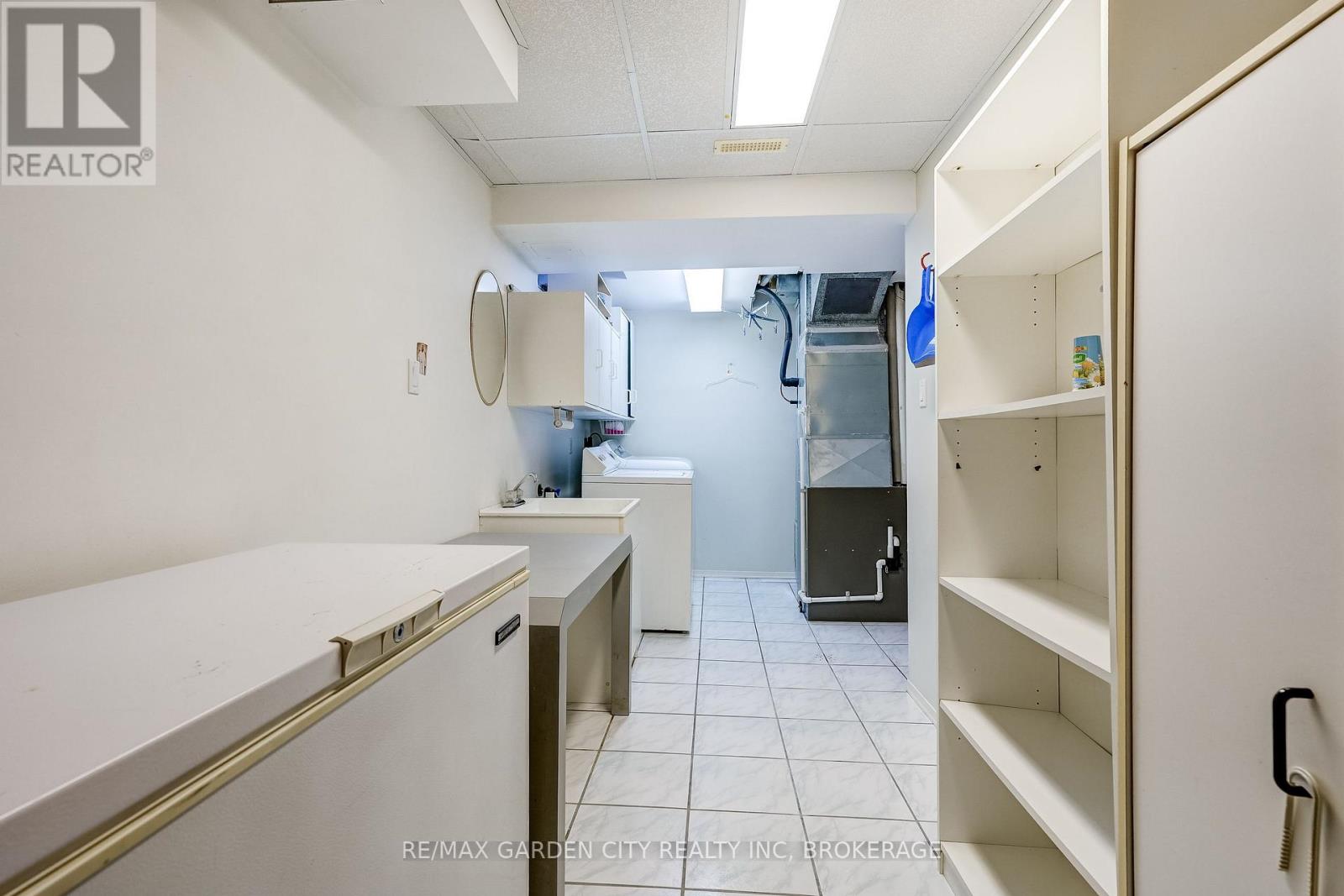 3169 Bartholomew Crescent, Mississauga, Ontario  L5N 3K9 - Photo 29 - W12776514