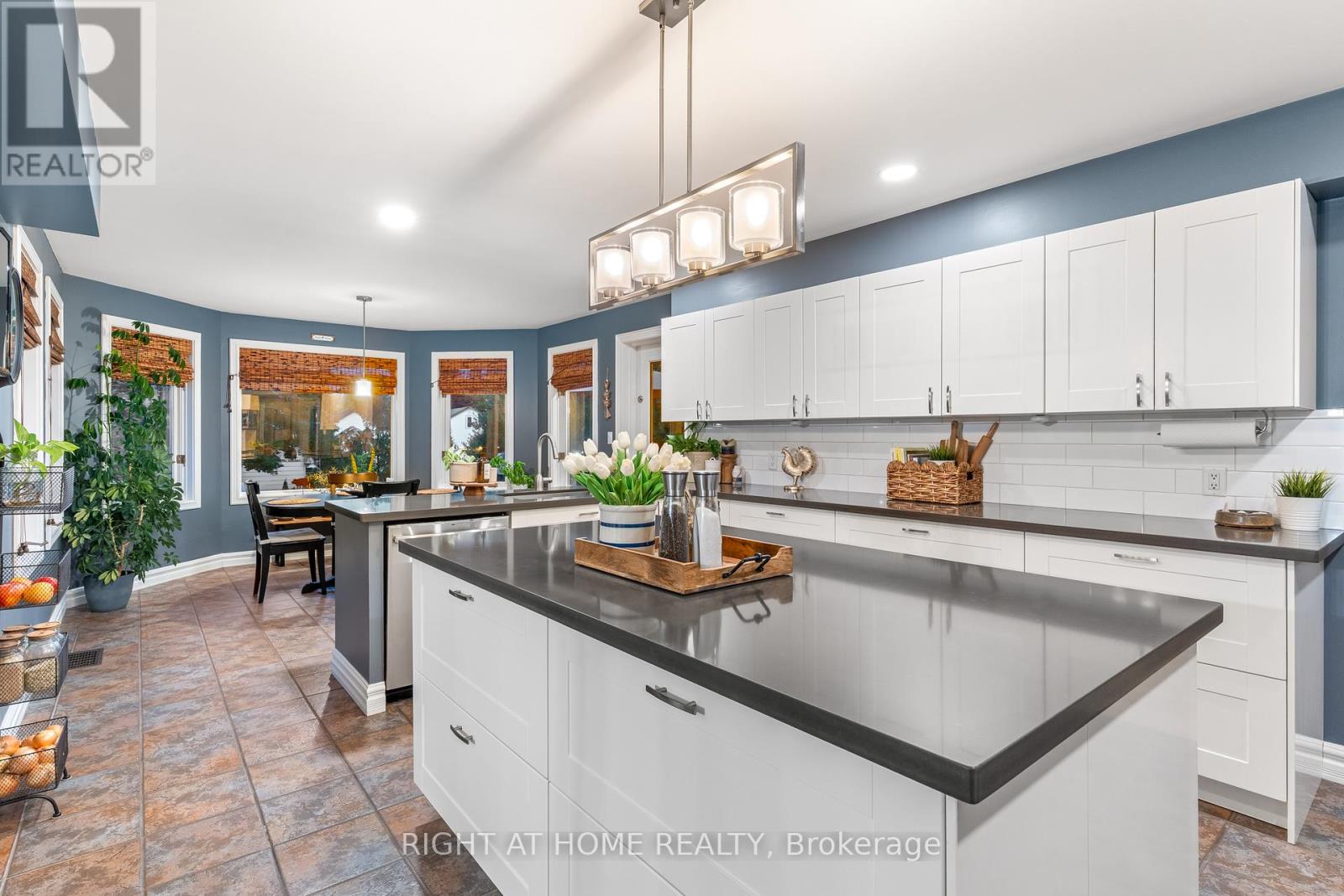 2255 Douglas Avenue, Innisfil, Ontario  L9S 2C5 - Photo 14 - N12964260